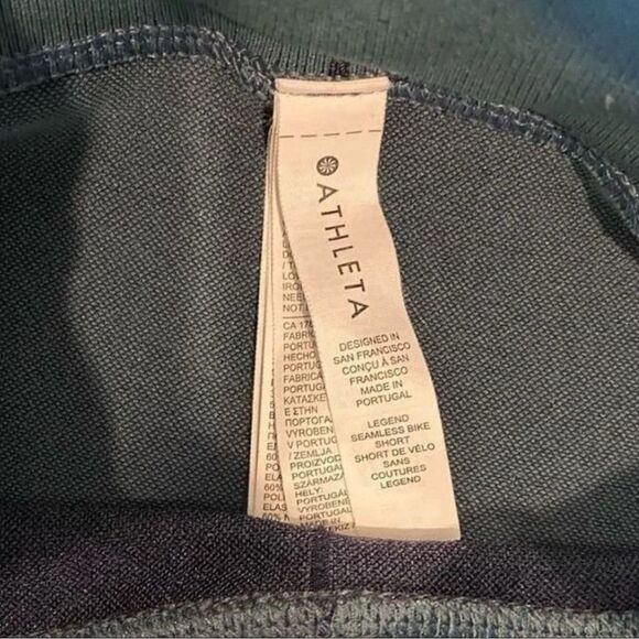 Athleta Legend Seamless Bike Shorts - Picture 2 of 4